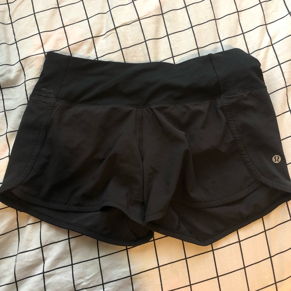 lulu lemon speed it up shorts in black